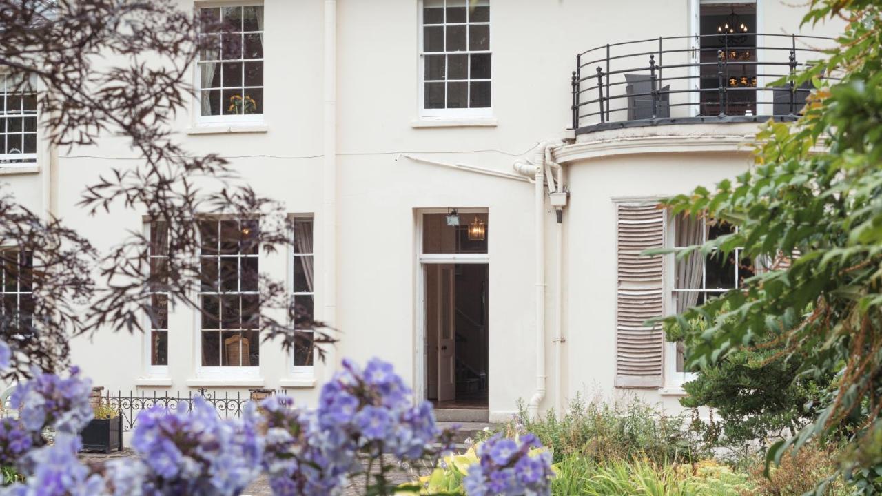 Pantybeiliau House Bed & Breakfast Gilwern Bagian luar foto
