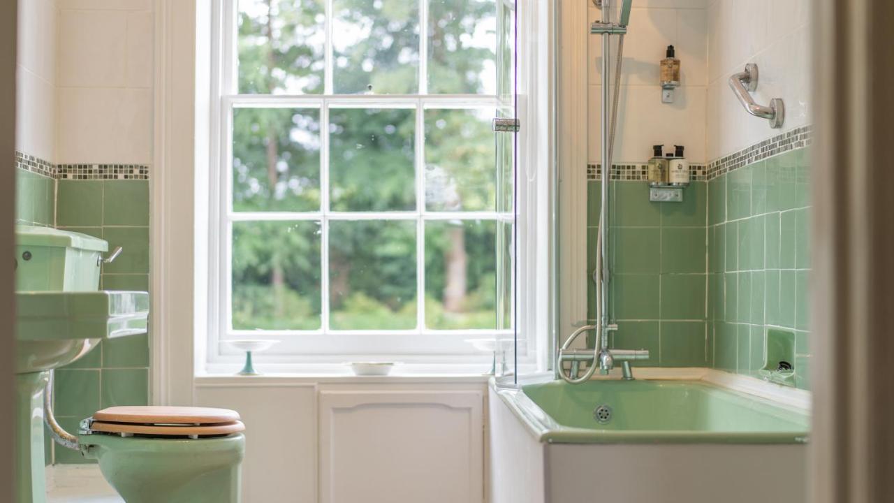 Pantybeiliau House Bed & Breakfast Gilwern Bagian luar foto
